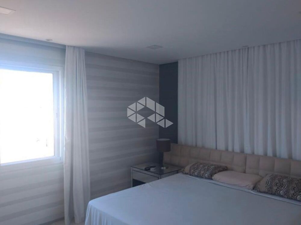 Apartamento à venda com 4 quartos, 196m² - Foto 7