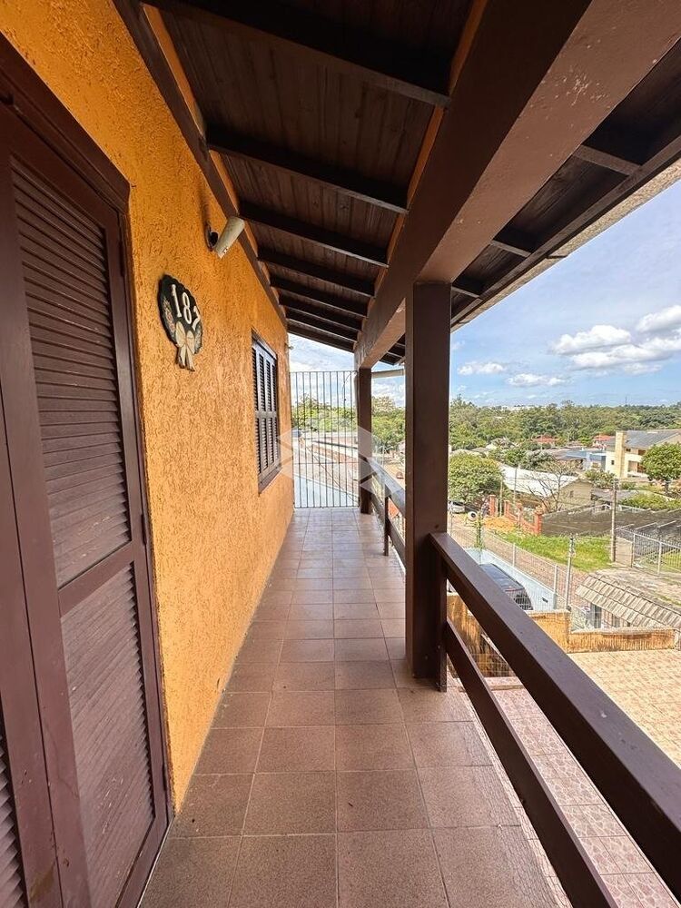 Casa, 4 quartos, 250 m² - Foto 1