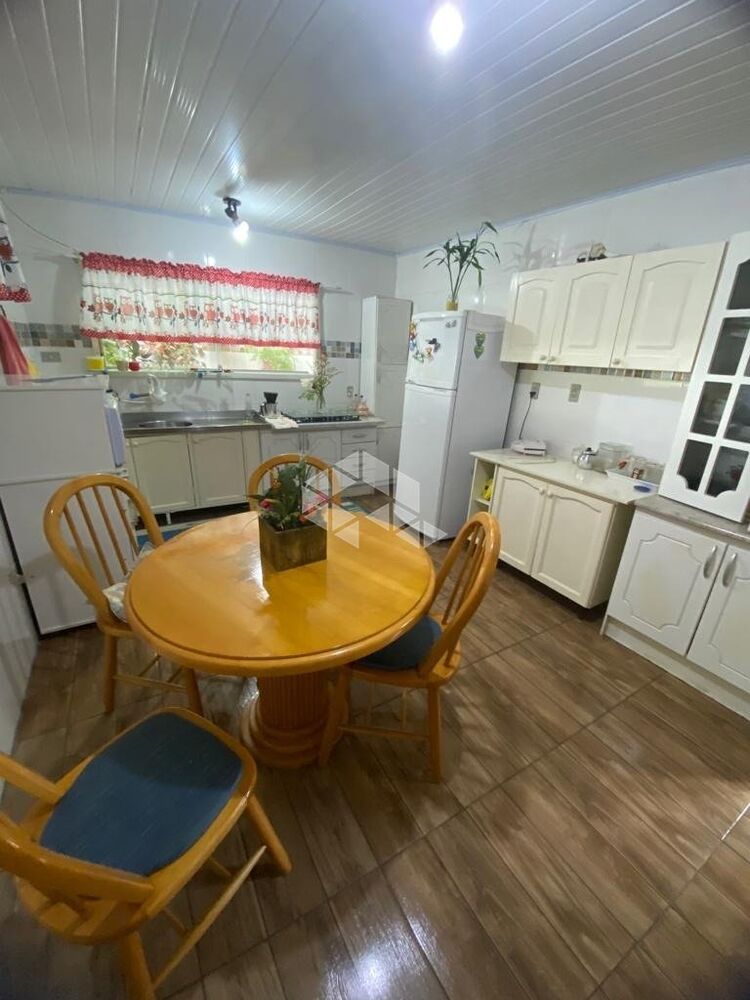 Casa, 3 quartos, 200 m² - Foto 1