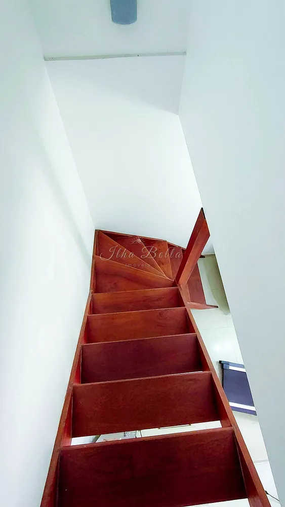 Casa, 6 quartos, 115 m² - Foto 3