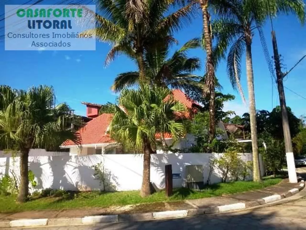 Casa de Condomínio à venda com 6 quartos, 484m² - Foto 3