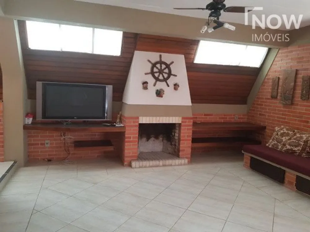 Casa, 3 quartos, 200 m² - Foto 4