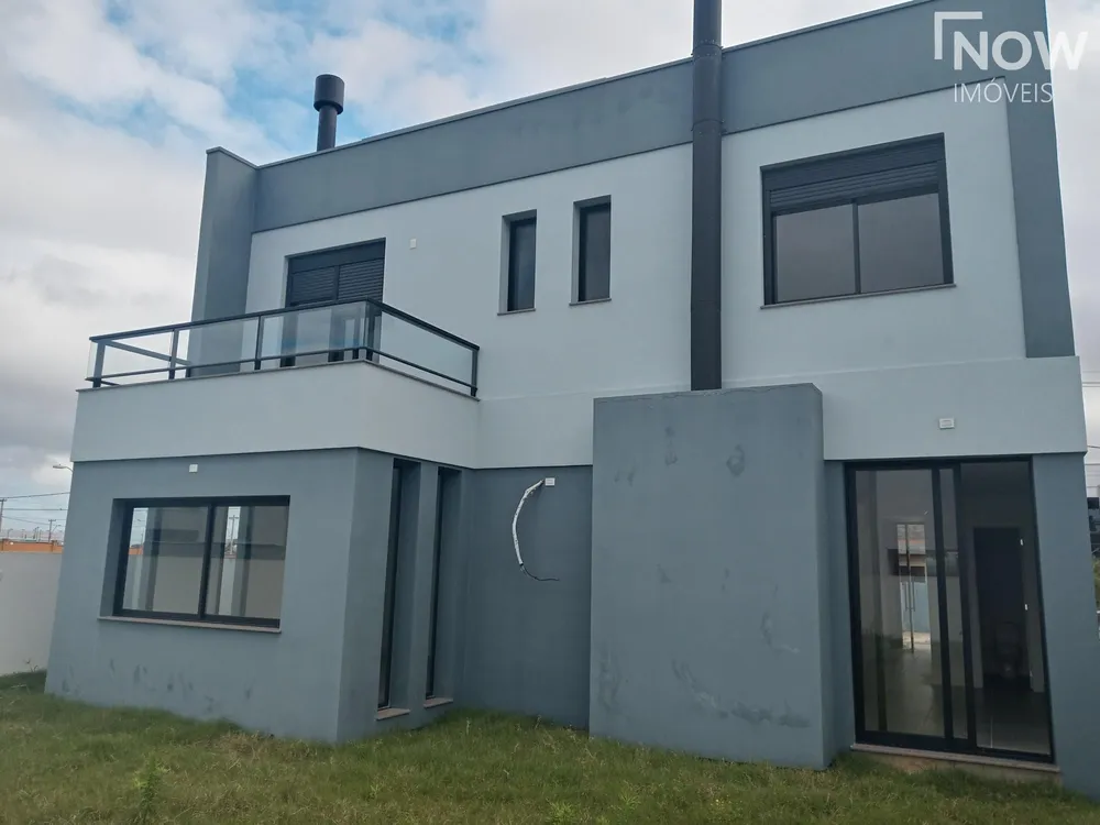 Sobrado, 3 quartos, 223 m² - Foto 1
