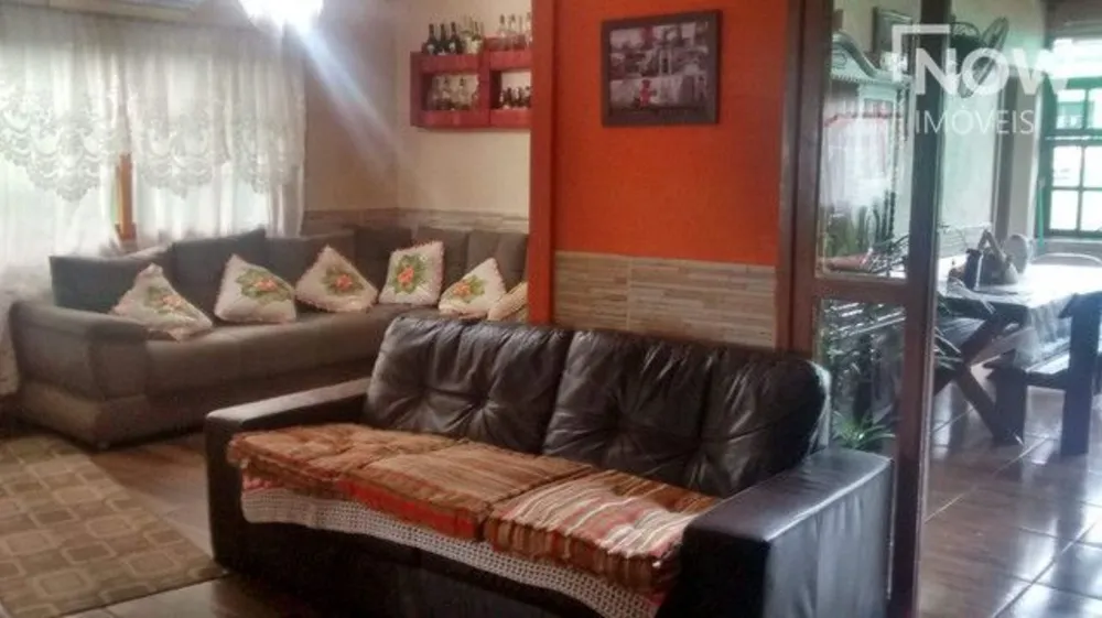 Sobrado, 5 quartos, 225 m² - Foto 2