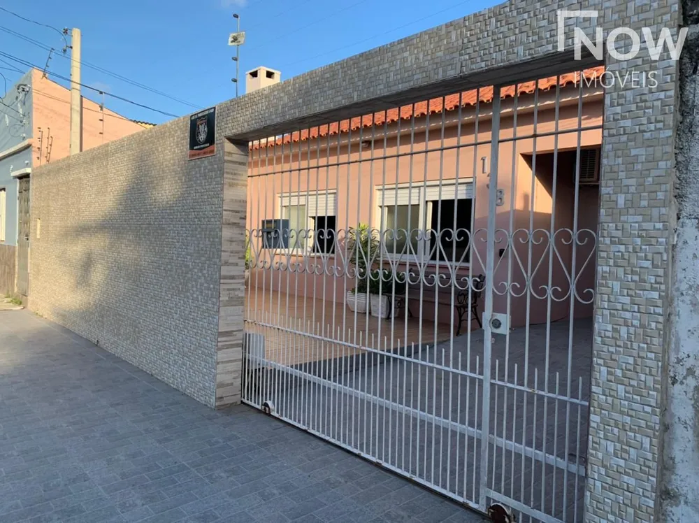 Casa, 4 quartos, 226 m² - Foto 2