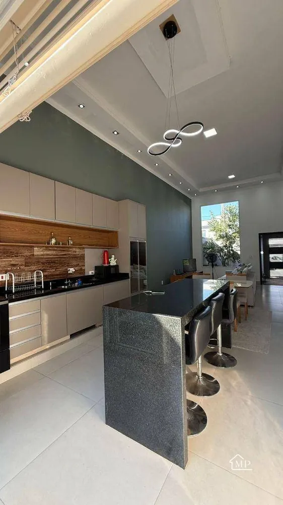 Casa, 3 quartos, 182 m² - Foto 4