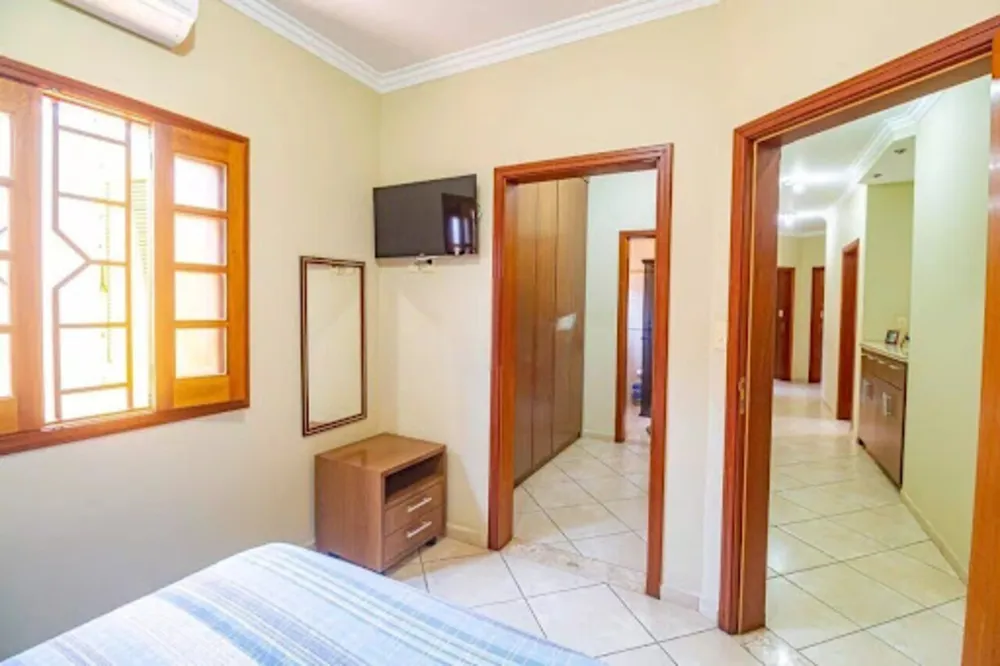 Casa, 4 quartos, 300 m² - Foto 3
