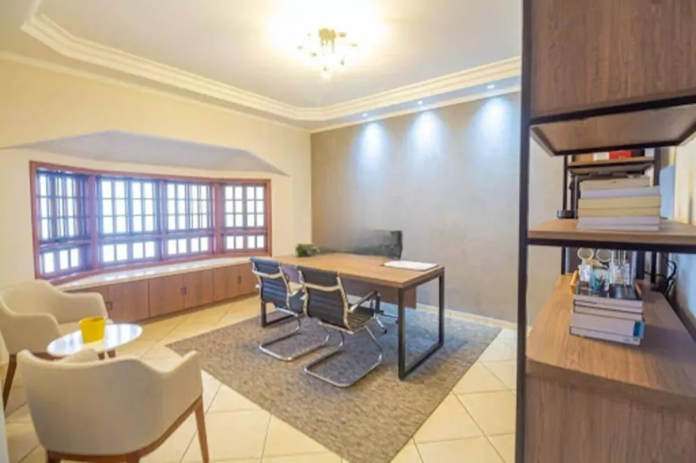 Casa, 4 quartos, 300 m² - Foto 1