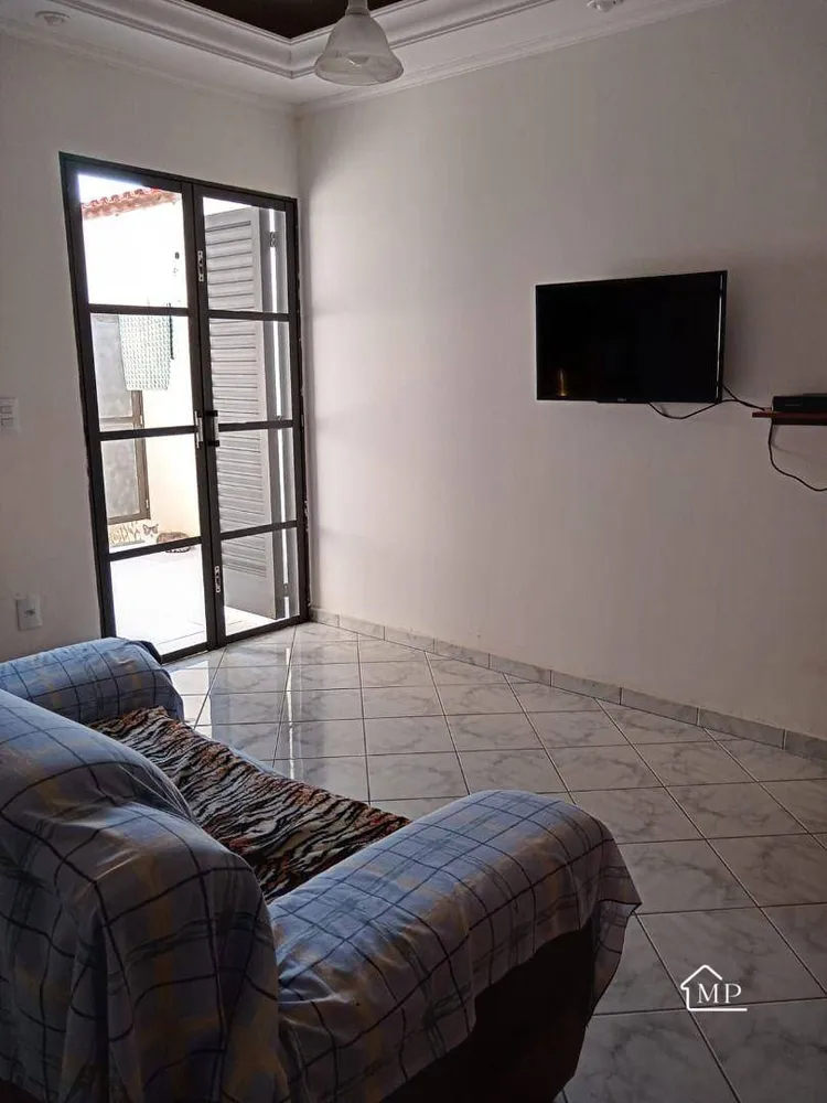 Casa, 3 quartos, 131 m² - Foto 1