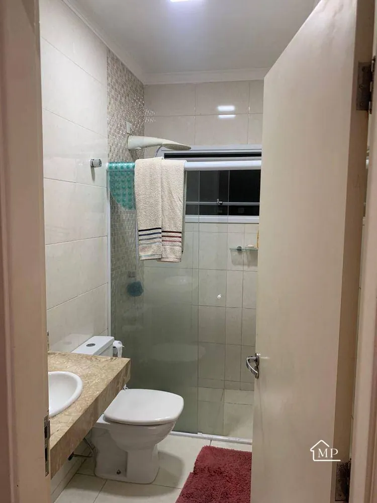 Casa, 3 quartos, 220 m² - Foto 2