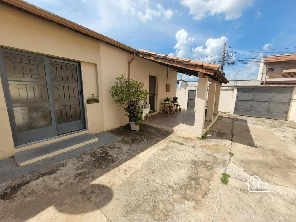 Casa, 3 quartos, 250 m² - Foto 2