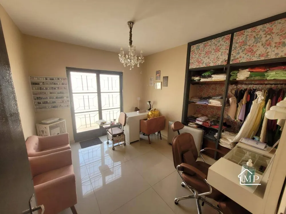 Casa, 3 quartos, 250 m² - Foto 1