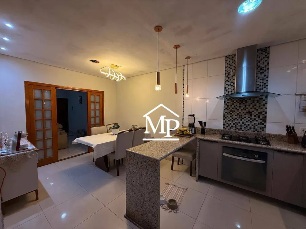 Casa, 3 quartos, 180 m² - Foto 10