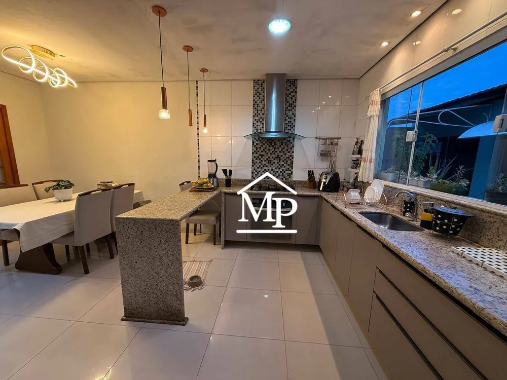 Casa, 3 quartos, 180 m² - Foto 11