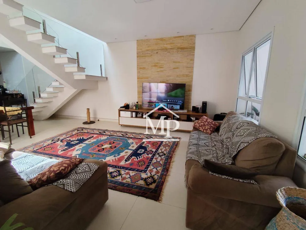 Casa, 3 quartos, 210 m² - Foto 2