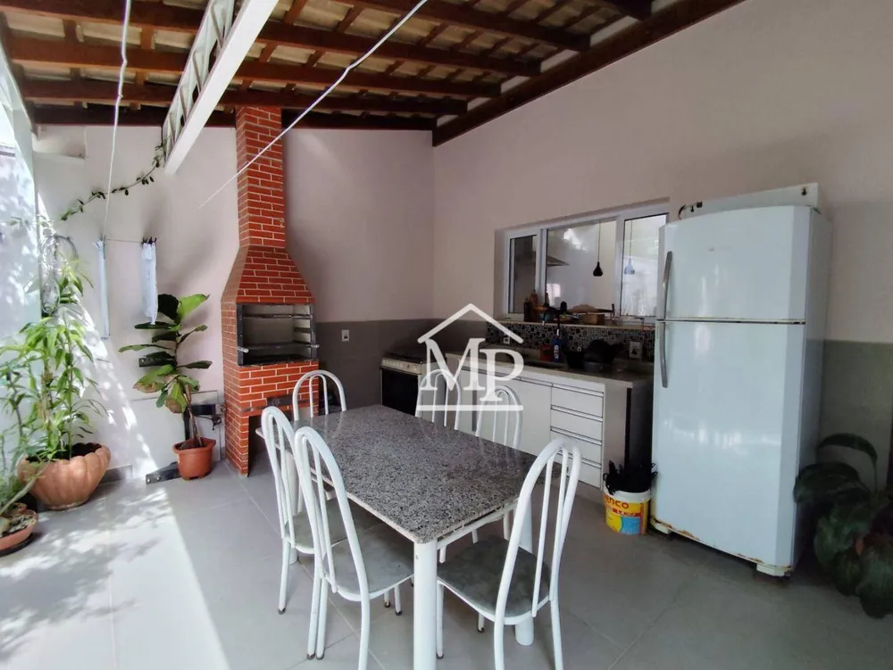 Casa, 3 quartos, 210 m² - Foto 15