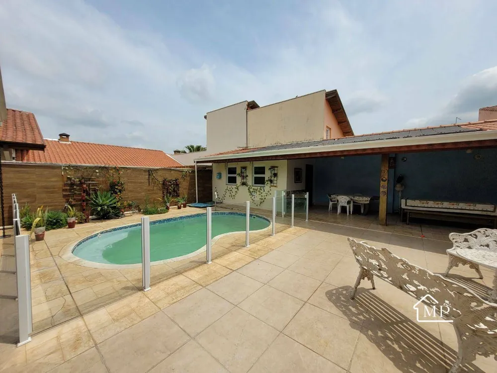 Casa, 3 quartos, 188 m² - Foto 8