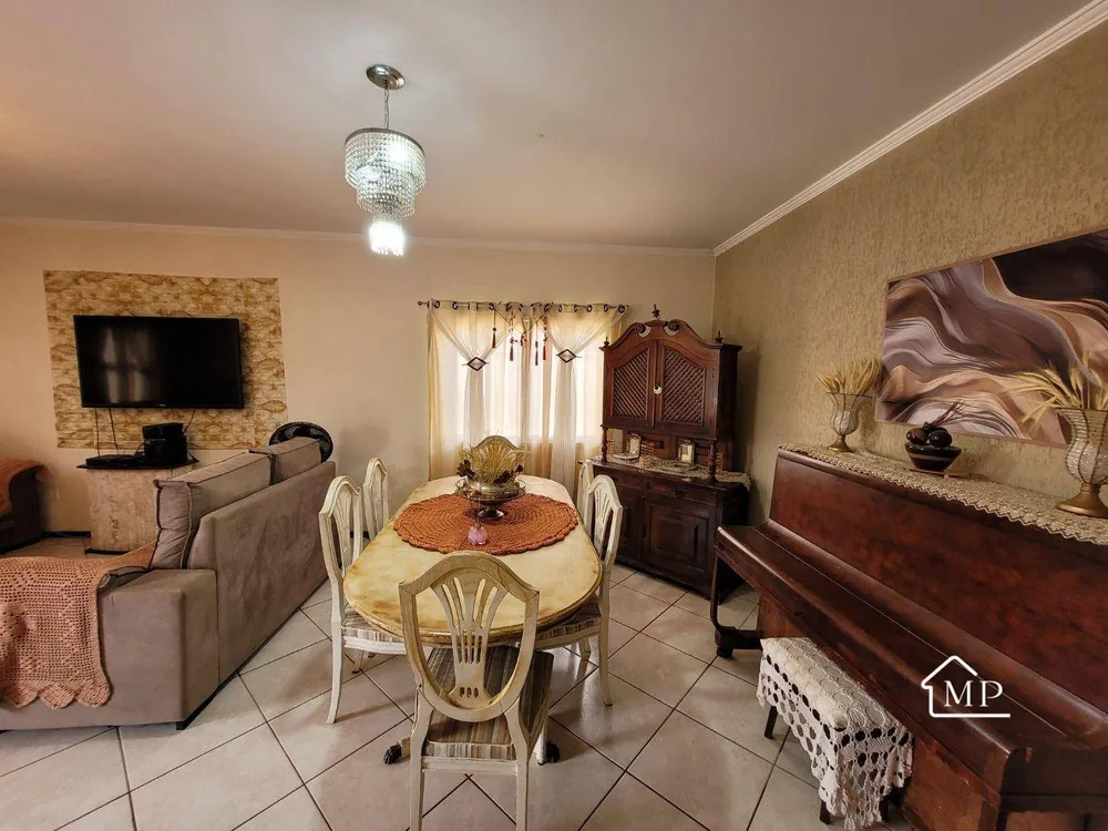 Casa, 3 quartos, 188 m² - Foto 1