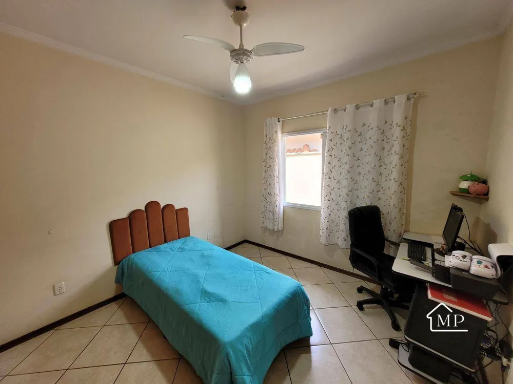 Casa, 3 quartos, 188 m² - Foto 2