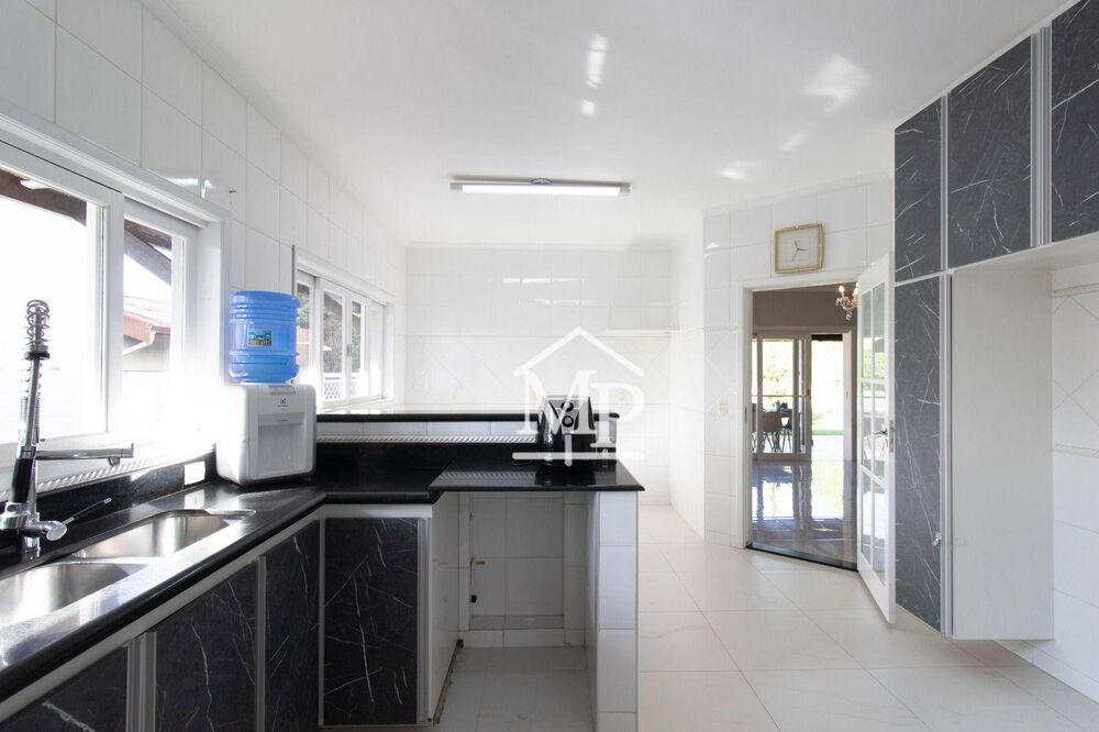 Casa, 4 quartos, 384 m² - Foto 1