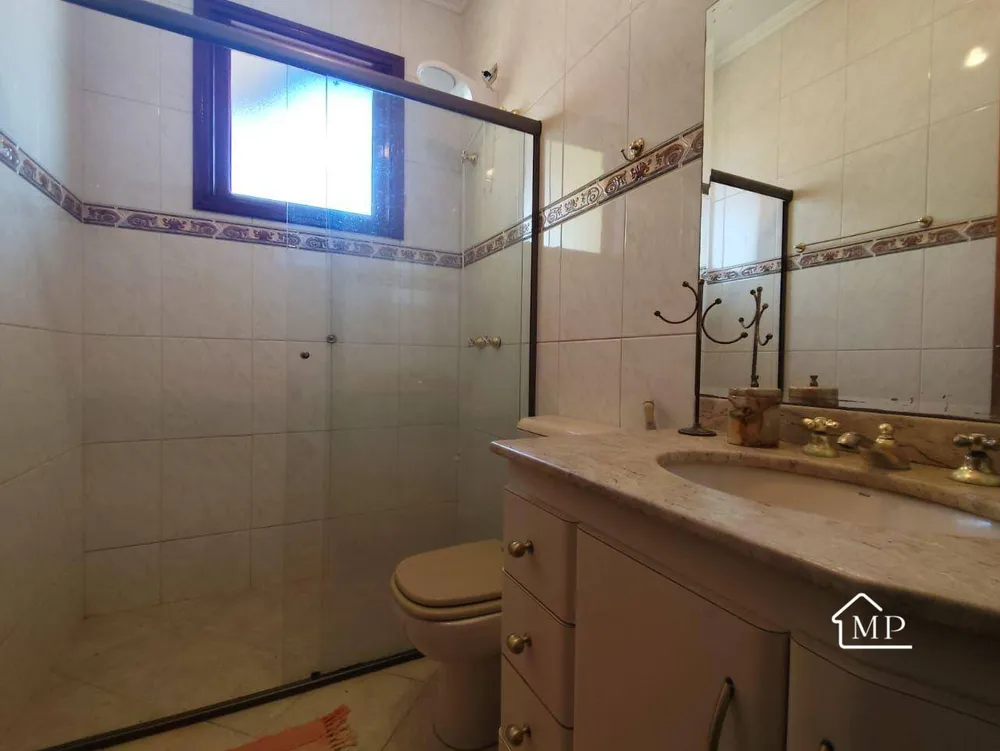 Casa, 3 quartos, 203 m² - Foto 1