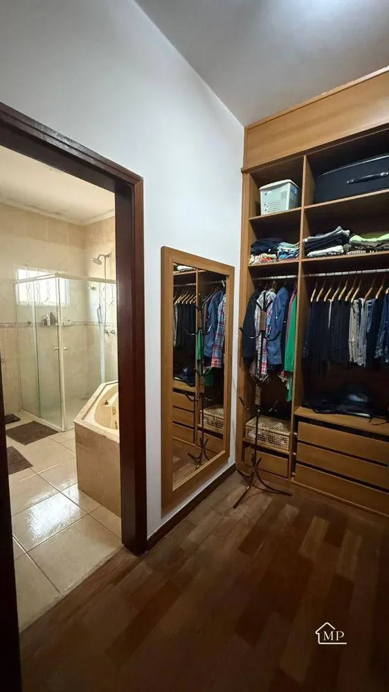 Casa, 3 quartos, 218 m² - Foto 16