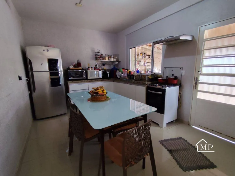 Casa, 3 quartos, 161 m² - Foto 3