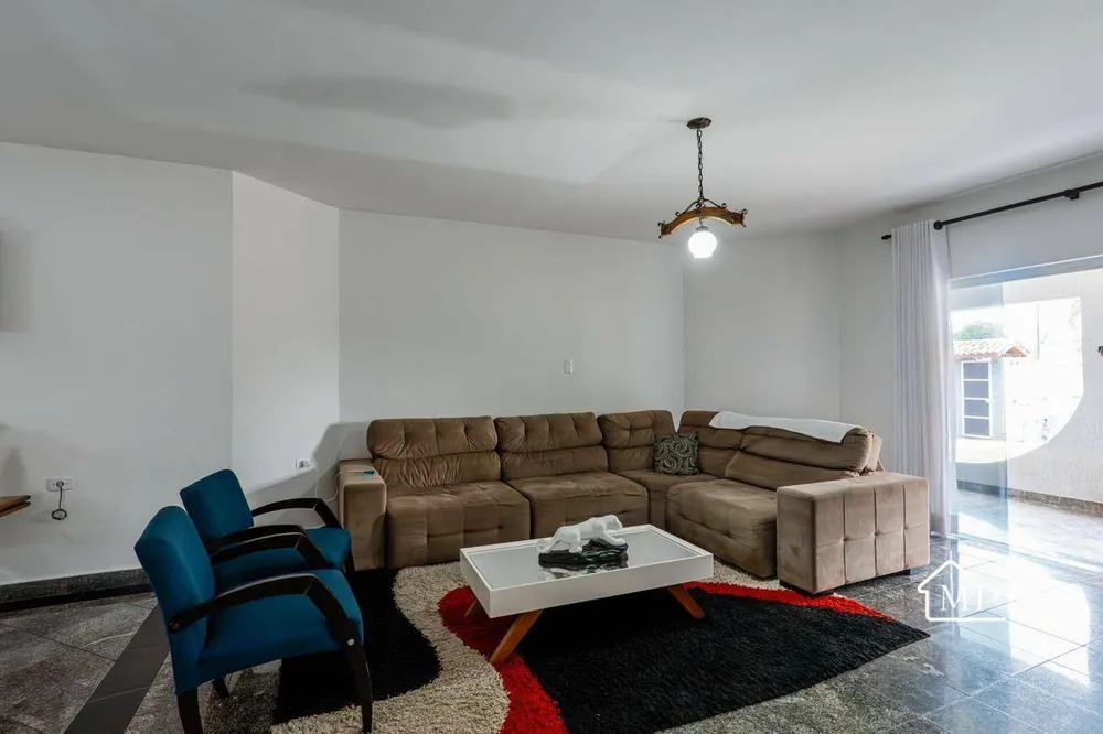 Chácara, 4 quartos, 1000 m² - Foto 4