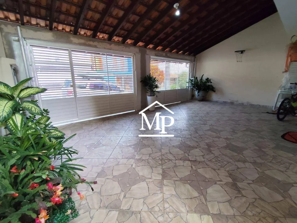 Sobrado, 3 quartos, 198 m² - Foto 2