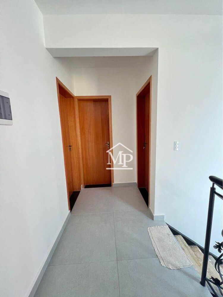 Casa à venda com 3 quartos, 170m² - Foto 3