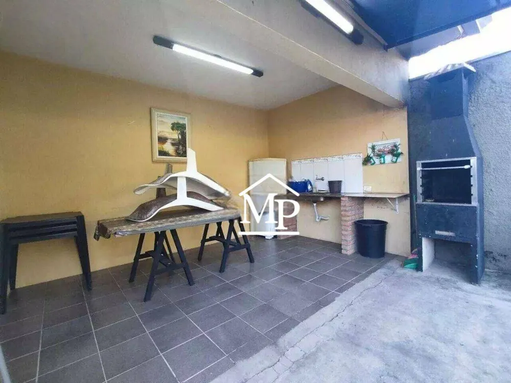 Casa, 3 quartos, 229 m² - Foto 11