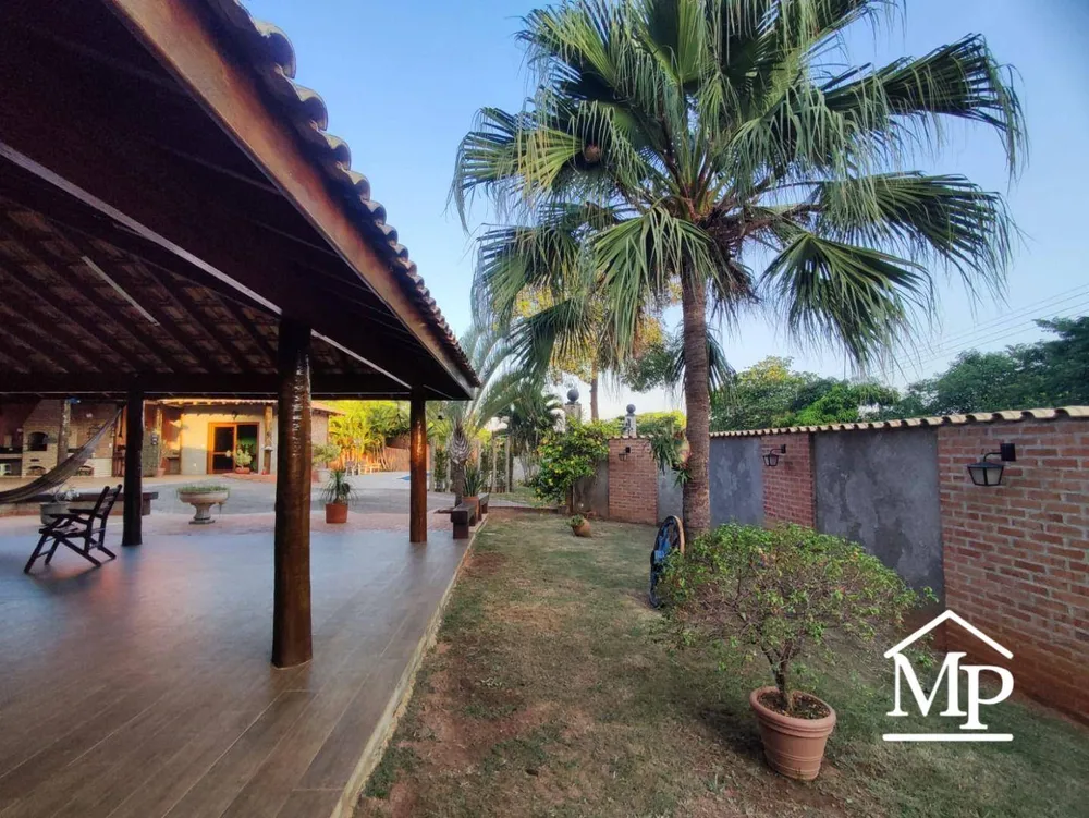 Chácara, 3 quartos, 2600 m² - Foto 3
