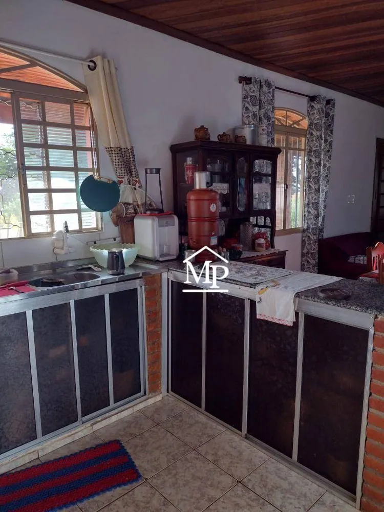 Chácara, 3 quartos, 3000 m² - Foto 1
