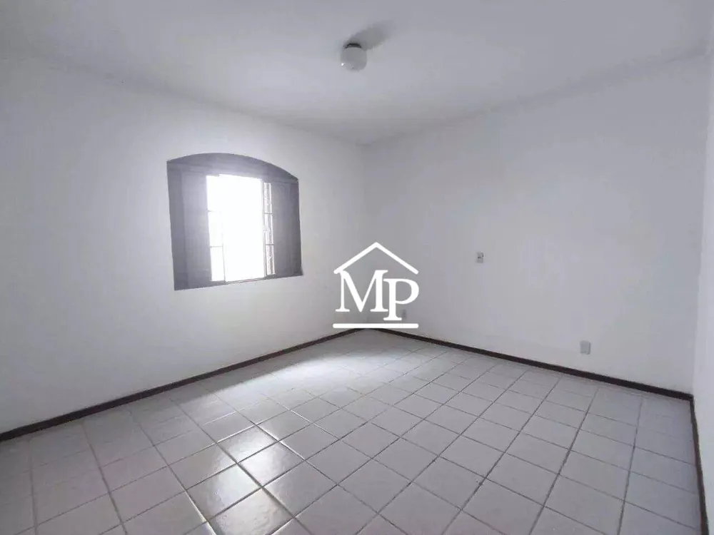 Casa, 3 quartos, 131 m² - Foto 1