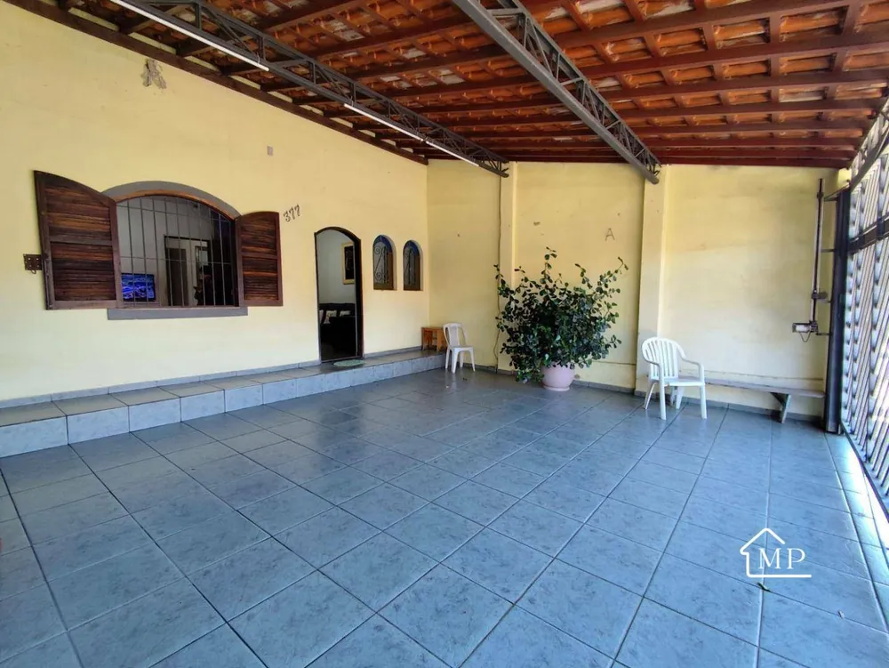 Casa, 3 quartos, 167 m² - Foto 1