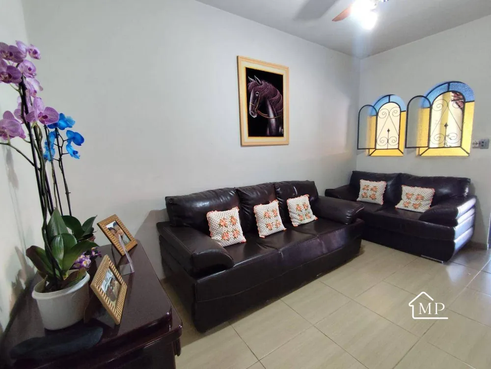 Casa, 3 quartos, 167 m² - Foto 2