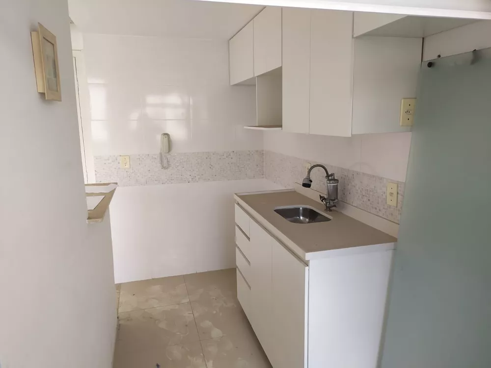 Apartamento para alugar com 2 quartos, 55m² - Foto 3