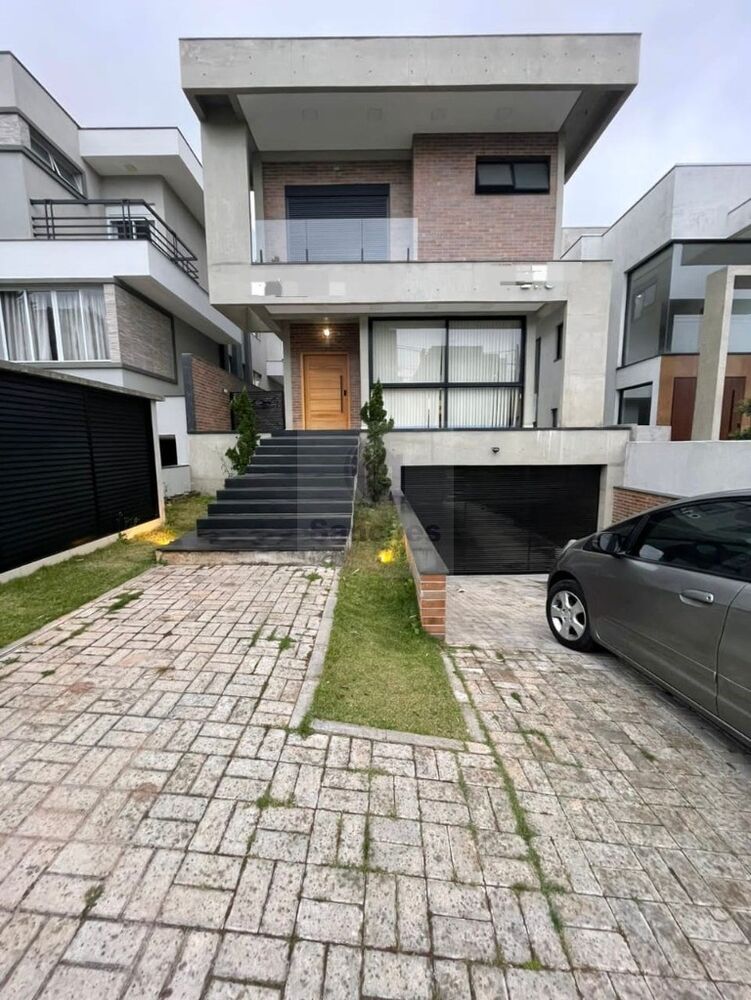 Sobrado, 4 quartos, 500 m² - Foto 1