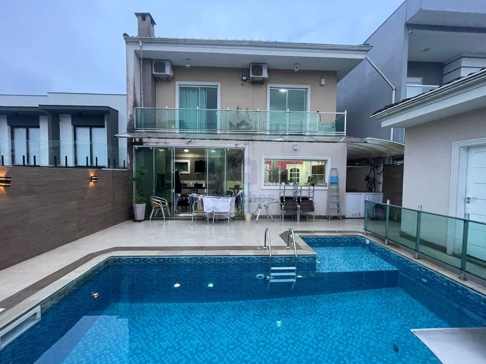 Sobrado, 4 quartos, 265 m² - Foto 2