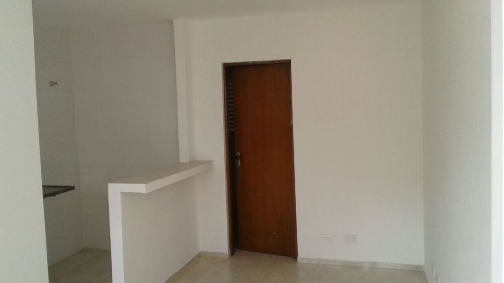Casa para alugar com 1 quarto, 32m² - Foto 8