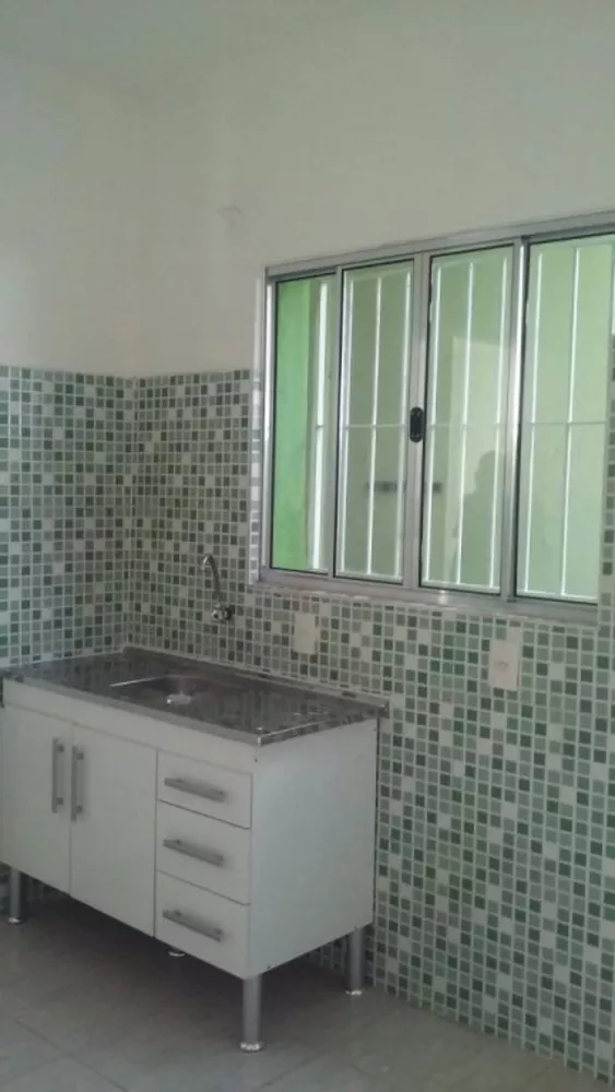 Casa para alugar com 1 quarto, 50m² - Foto 8