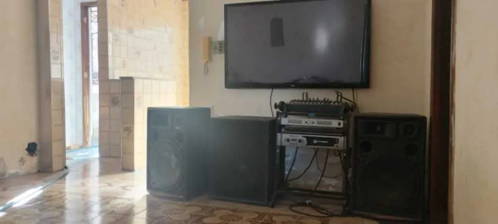 Casa, 4 quartos, 278 m² - Foto 2
