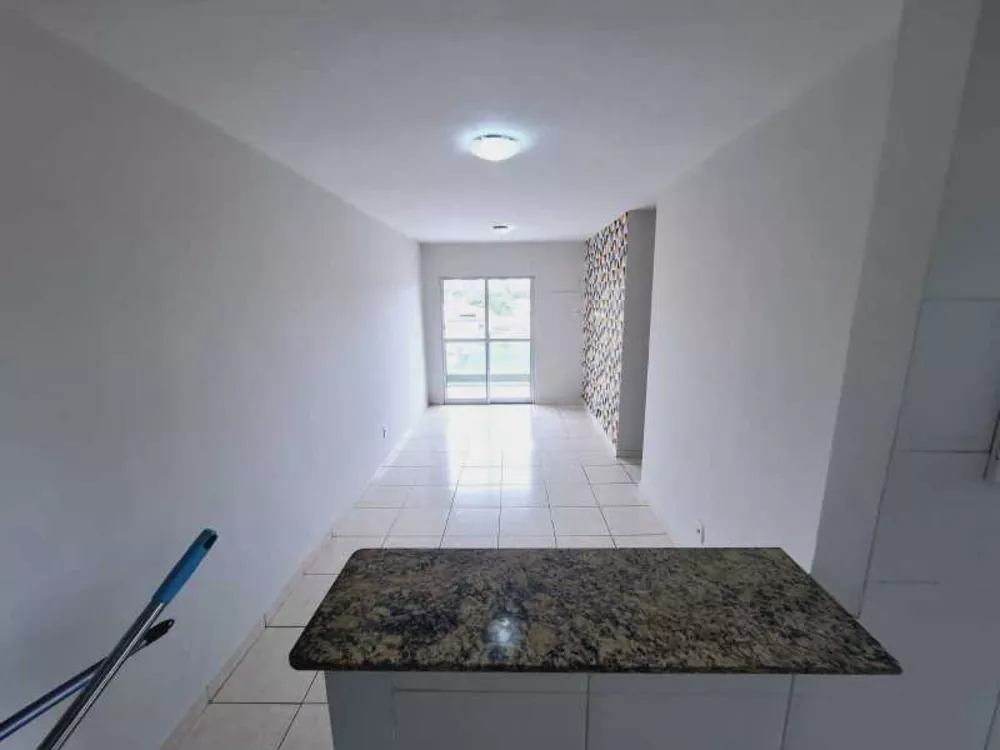 Apartamento, 3 quartos, 70 m² - Foto 2