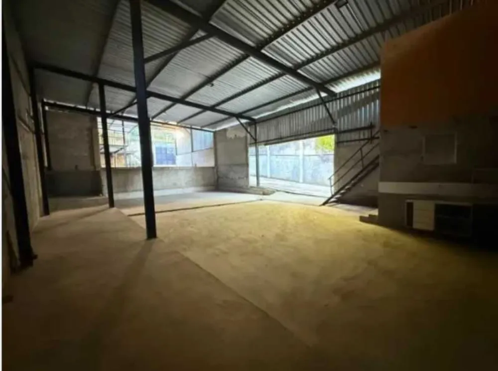 Depósito-Galpão, 700 m² - Foto 2