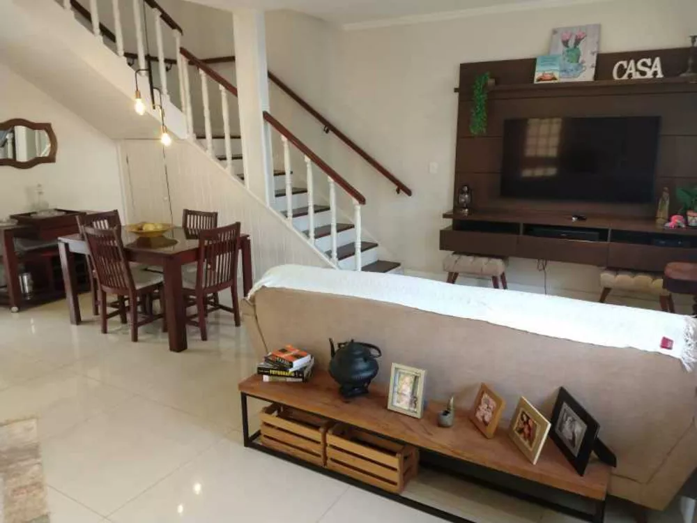 Casa de Condomínio, 5 quartos - Foto 1