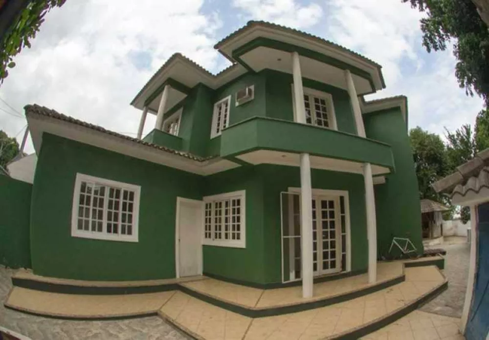 Casa de Condomínio à venda com 5 quartos, 300m² - Foto 2