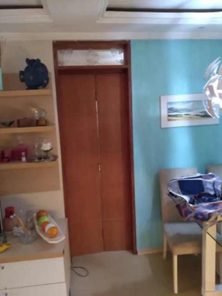 Apartamento à venda com 2 quartos, 59m² - Foto 2