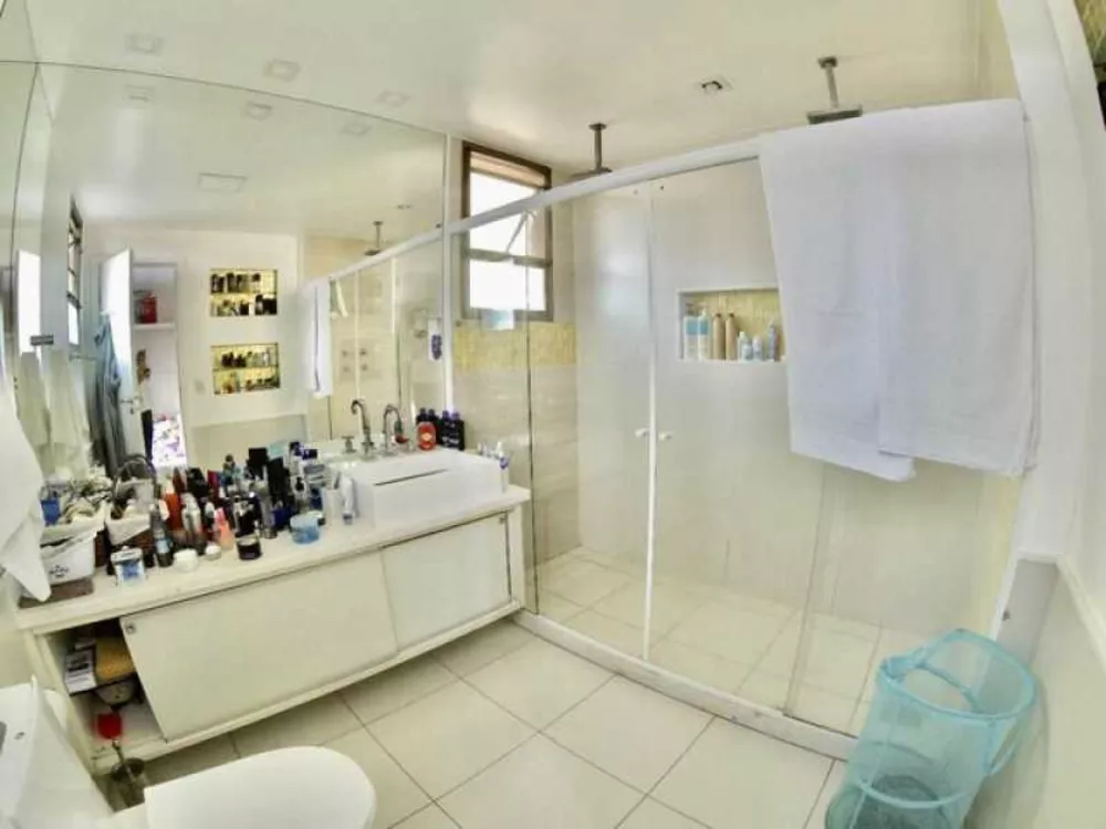 Apartamento, 3 quartos, 230 m² - Foto 1