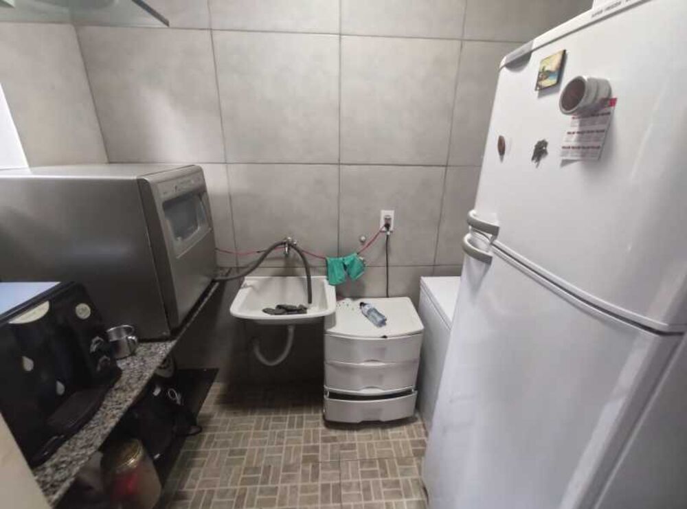 Casa à venda com 3 quartos, 360m² - Foto 4