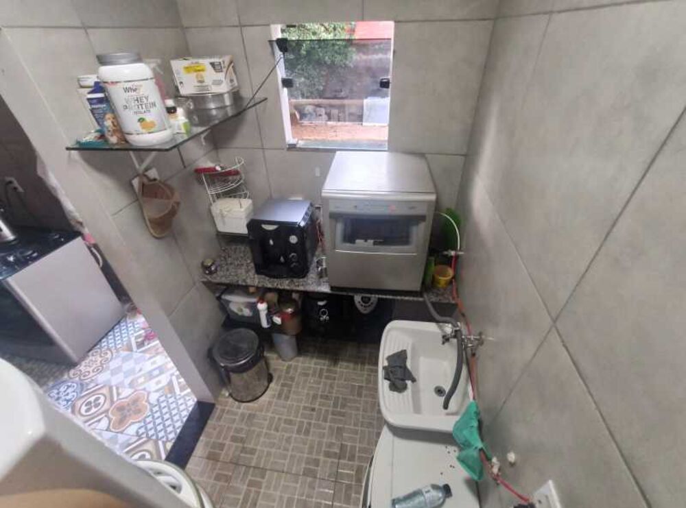 Casa à venda com 3 quartos, 360m² - Foto 3